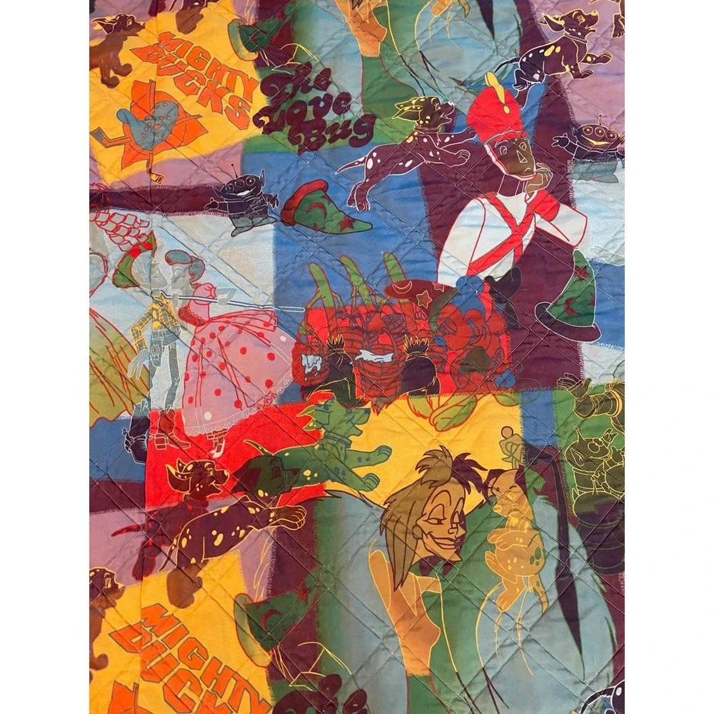 Disney All-Star Movies Resort Comforter 113x101 Prop Vintage Room Blanket